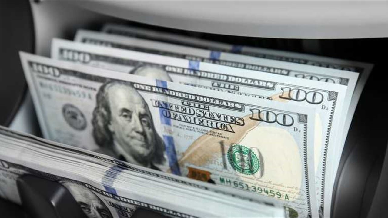 هل سيتم تغيير سعر الدولار؟.. البنك المركزي العراقي يوضح الحقيقة