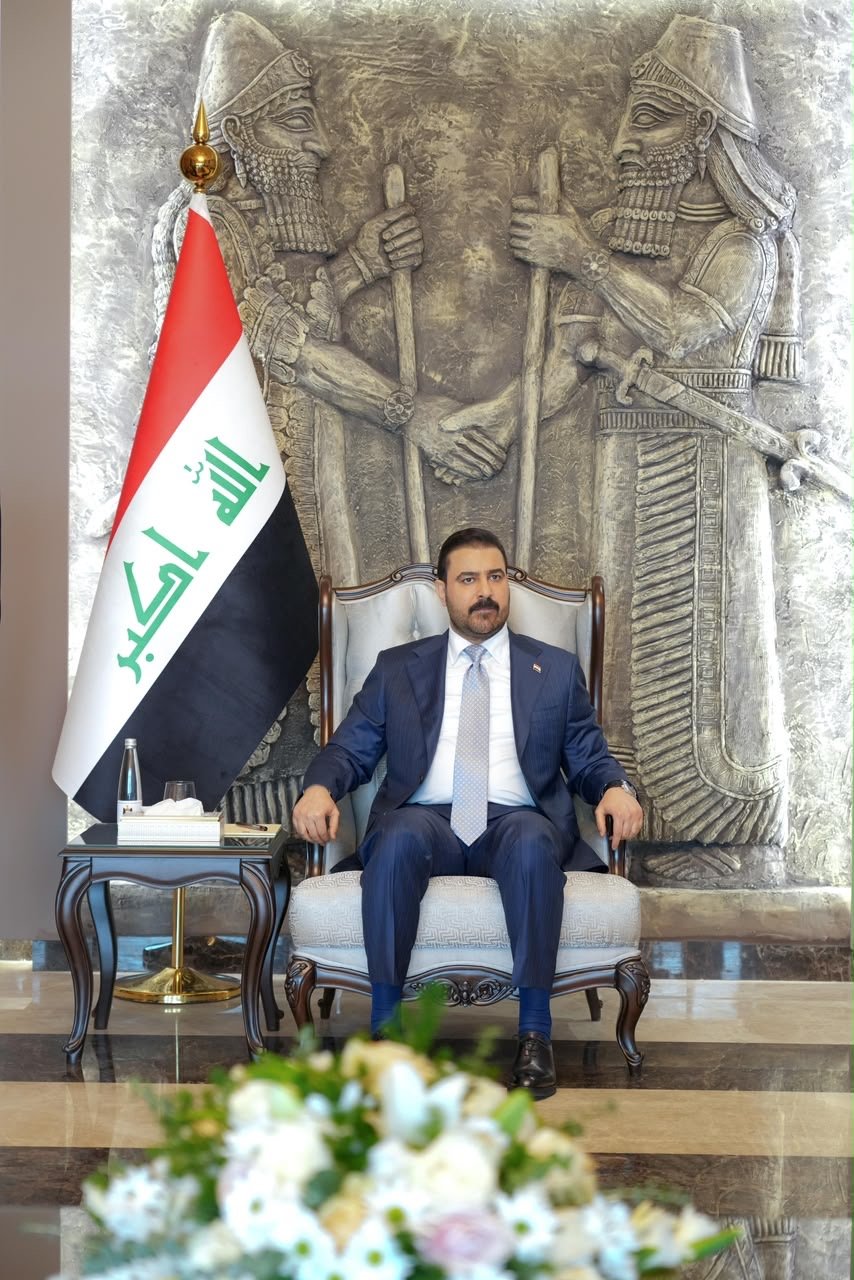رئيس الوزراء: هدف الحكومة هو أن لا تبقى أسرة من أهالي نينوى بلا قطعة أرض
