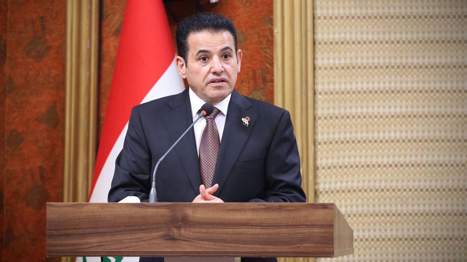 الأعرجي: الحكومة تضع سيادة الدولة وحماية الاقتصاد في مقدمة أولوياتها